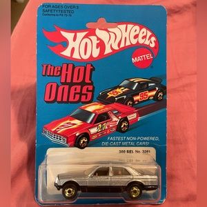 1982 Hot Wheels The Hot Ones Mercedes 380 SEL No. 3261 Hongkong Base Fathers Day